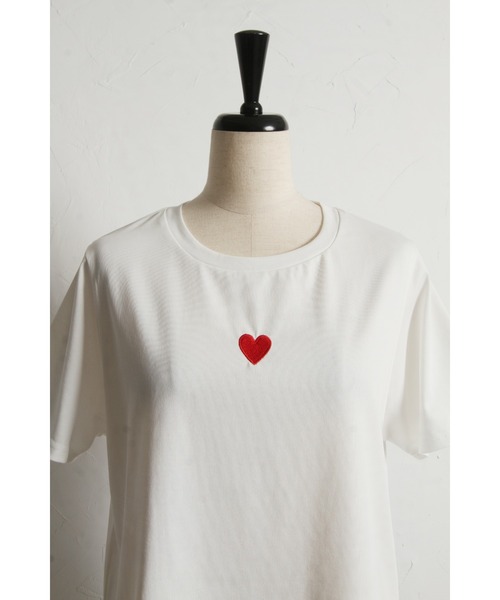 オレボレプラ 赤 ハート刺繍 Tシャツ Amazon | レッド 割れたハート Tシャツ | Tシャツ・カットソー 通販