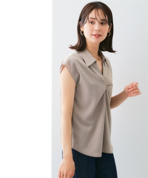 7days Life Styling(セブンデイズライフスタイリング)の「ストレッチスキッパーカラーねじりフレンチスリーブブラウス とろみシリーズ(シャツ/ブラウス・レディース・オフホワイト/ブラック/モカ・M/L/LL)」の8枚目の写真