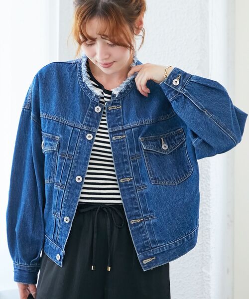 le.coeur blanc（ルクールブラン）の「ノーカラーデニムジャケット（ノーカラージャケット・レディース・ブラック/ブルー・38）」の5枚目の写真