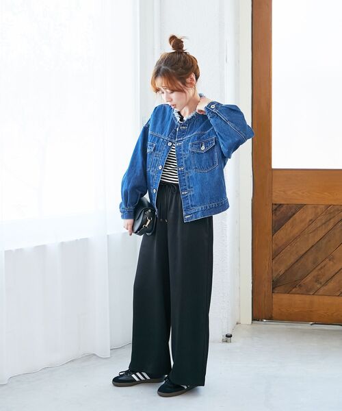 le.coeur blanc（ルクールブラン）の「ノーカラーデニムジャケット（ノーカラージャケット・レディース・ブラック/ブルー・38）」の11枚目の写真