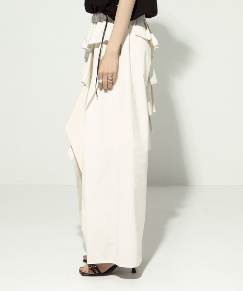 TAAKK（ターク）の「【TAAKK/ターク】《STUDIOUS別注》 RUFFLE PANTS/フリルパンツ（その他パンツ・レディース・ブラック/キナリ・1/3）」の11枚目の写真