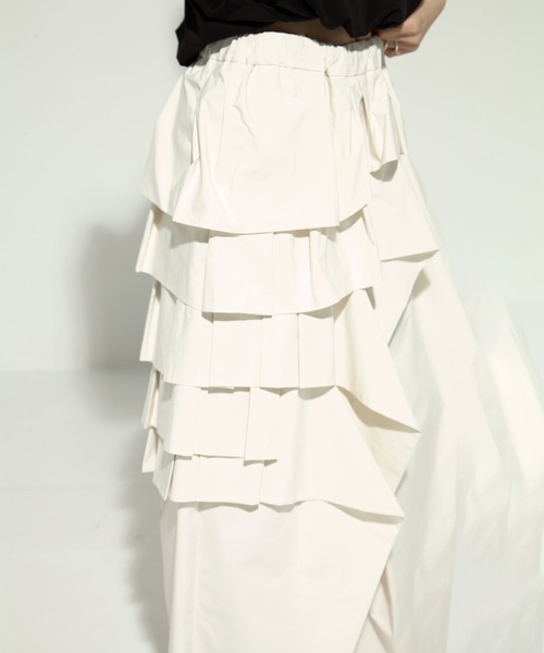 TAAKK（ターク）の「【TAAKK/ターク】《STUDIOUS別注》 RUFFLE PANTS/フリルパンツ（その他パンツ・レディース・ブラック/キナリ・1/3）」の17枚目の写真