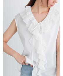 ラッフルフリルレースブラウス
