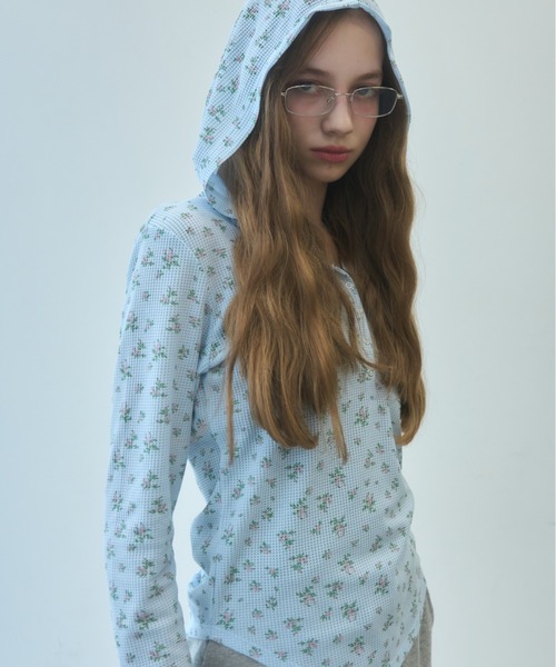 Birthday room（バースデイルーム）の「小花柄サーマルフードロンT/small floral print thermal hooded long t-Shirt（Tシャツ/カットソー・レディース・アイボリー/サックスブルー・FREE）」の20枚目の写真