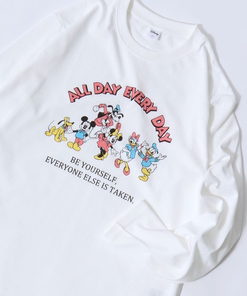 Disney（ディズニー）の「Disney/ディズニー ミッキー ドナルド デイジー グーフィー プルート プリントロンT 長袖 ロングスリーブTシャツ レディース メンズ（Tシャツ/カットソー・レディース・ネイビー/サックスブルー/アッシュグレー/オフホワイト・LL/L/M）」の5枚目の写真