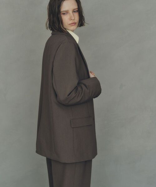 YECCA VECCA（イェッカヴェッカ）の「2wayアシメデザインロングジャケット（テーラードジャケット・レディース・ブラウン/ストライプ・FREE）」の8枚目の写真