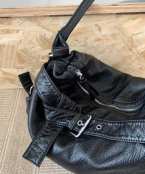 HALEY PESCA（ヘーリーペスカ）の「HALEY PESCA/【大容量&２Way】ヴィンテージ　ベルトデザインショルダーバッグ（ショルダーバッグ・レディース・ホワイト/ブラック/シルバー・FREE）」の15枚目の写真