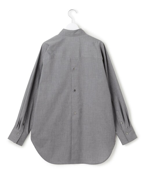 23区(ニジュウサンク)の「【SLOW/一部店舗限定】ライトタンブラータフタ バックボタン シャツ(シャツ/ブラウス・レディース・ライトグレー系/カーキ系・38)」の7枚目の写真