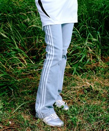 adidas｜アディダスのパンツ（フレア・ブーツカット）通販