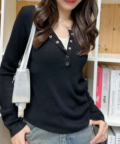 Eclat one(エクラワン)の「【Eclat one】レイヤード デザイン ヘンリーネック ニット(Tシャツ/カットソー・レディース・ブラック×ホワイト/ブラック/グレー/オフホワイト・FREE)」の1枚目の写真