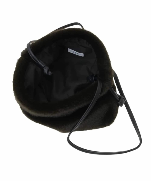 a.v.v（アーヴェヴェ）の「ファー巾着ショルダーバッグ（ショルダーバッグ・レディース・アイボリー/カーキ/ボルドー・38）」の17枚目の写真