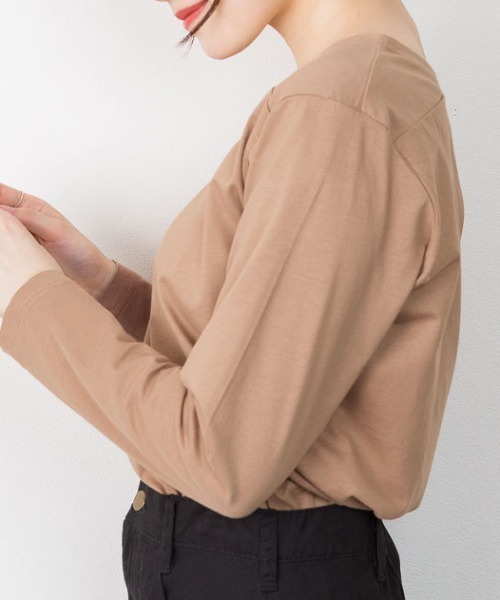 RCD(アールシーディー)の「コットンスクエアネックプルオーバー(Tシャツ/カットソー・レディース・モカ/チャコールグレー/ブラック/グレイッシュベージュ/オフホワイト・M-L/4L~5L/LL~3L)」の7枚目の写真