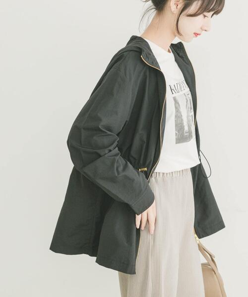 ITEMS URBANRESEARCH（アイテムズ アーバンリサーチ）の「ナイロンマウンテンパーカー（マウンテンパーカー・レディース・ブラック/キャメル・FREE）」の14枚目の写真