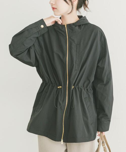ITEMS URBANRESEARCH（アイテムズ アーバンリサーチ）の「ナイロンマウンテンパーカー（マウンテンパーカー・レディース・ブラック/キャメル・FREE）」の17枚目の写真
