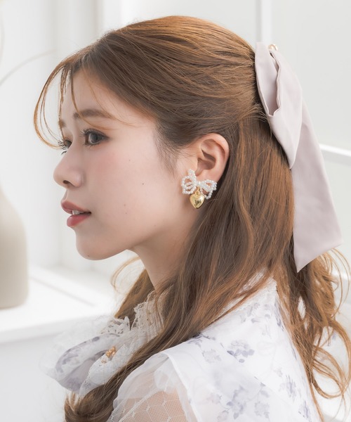 couture BY ROJITA(クチュールバイロジータ)の「パールリボンハートイヤリング(イヤリング・レディース・ゴールド・FREE)」の9枚目の写真