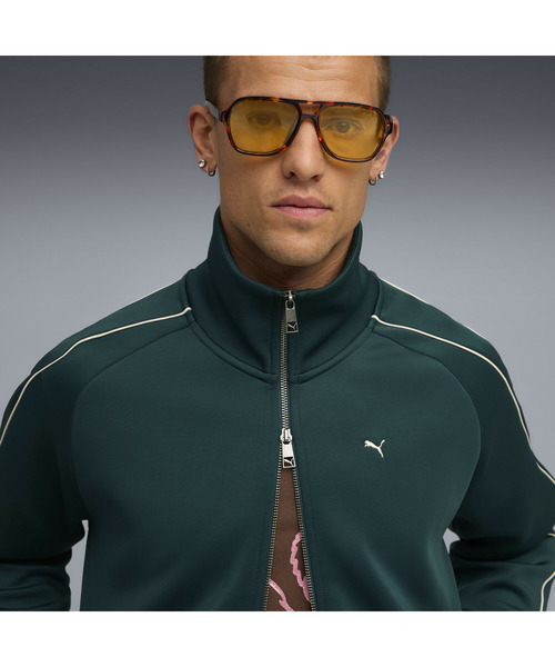 PUMA(プーマ)の「PUMA プーマ メンズ T7 スキューバ トラック ジャケット(ジャージ・メンズ・ダークグリーン・SMALL/MEDIUM/LARGE/X-LARGE/X-SMALL)」の2枚目の写真