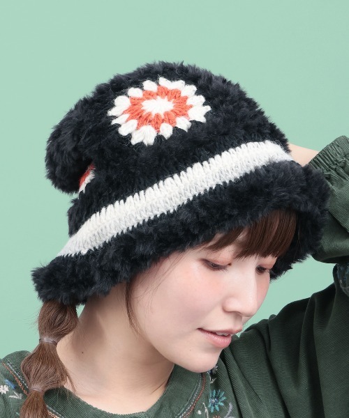 チチカカ（チチカカ）の「Rico クロシェふわふわバケットハット（ハット・レディース・ベージュ/ブラック・FREE）」の2枚目の写真