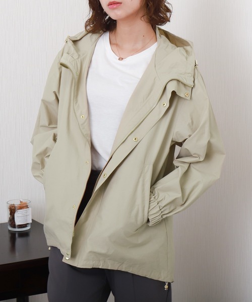 libelle more(リベル モア)の「【NC撥水加工】裾ドロストミドル丈マウンテンパーカー(マウンテンパーカー・レディース・グレイッシュベージュ/モカ/カーキ/ブラック/ネイビー・M)」の4枚目の写真