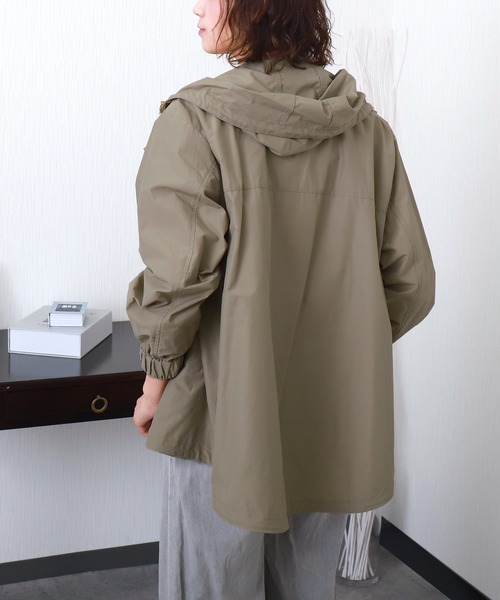 libelle more(リベル モア)の「【NC撥水加工】裾ドロストミドル丈マウンテンパーカー(マウンテンパーカー・レディース・グレイッシュベージュ/モカ/カーキ/ブラック/ネイビー・M)」の12枚目の写真
