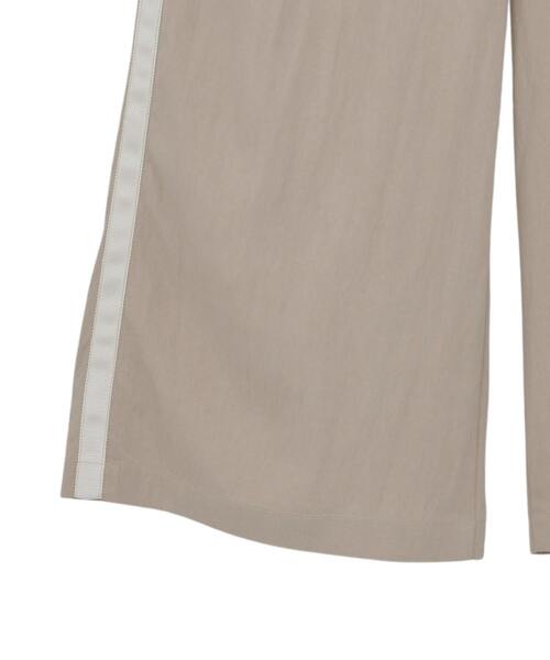 MELROSE claire（メルローズ クレール）の「【レーヨンナイロンクロストラックパンツ】（その他パンツ・レディース・ブラック/ベージュ・3/2）」の16枚目の写真