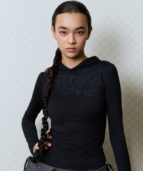LUVISTRUE(ラヴイズトゥルー)の「GT 007 HOODED T-SHIRT(Tシャツ/カットソー・レディース・ホワイト/ブラック・FREE)」の1枚目の写真