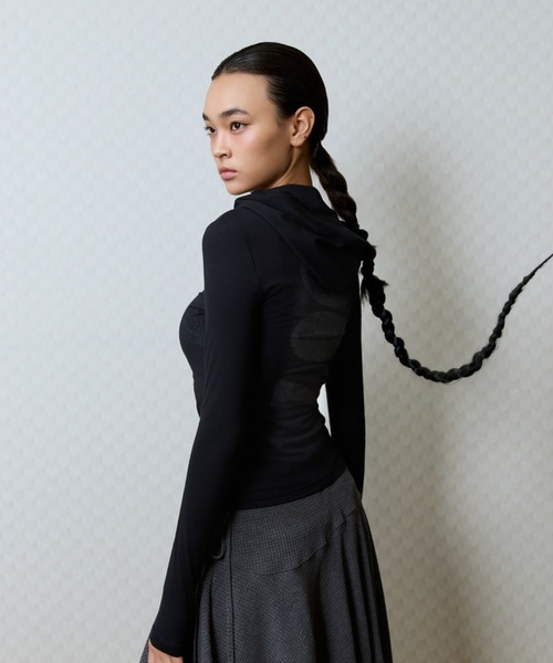 LUVISTRUE(ラヴイズトゥルー)の「GT 007 HOODED T-SHIRT(Tシャツ/カットソー・レディース・ホワイト/ブラック・FREE)」の3枚目の写真
