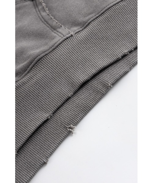 SUPPLIER(サプライヤー)の「ジップフーディ|SWITCHING PIERCED ZIP HOODIE V2|SUPPLIER(パーカー・メンズ・ブラック/グレー・LARGE/MEDIUM/SMALL/X-LARGE)」の17枚目の写真