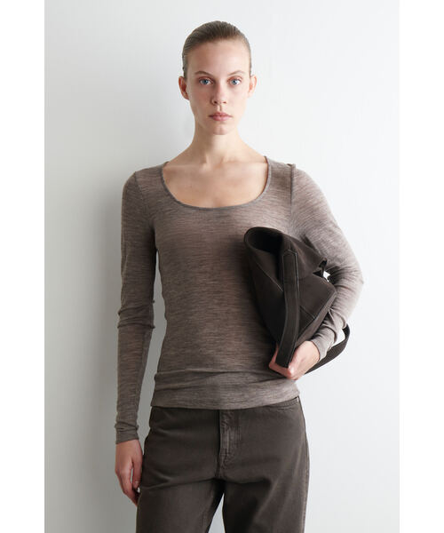 メリノウール スクープネック トップ（ニット/セーター）｜COS（コス