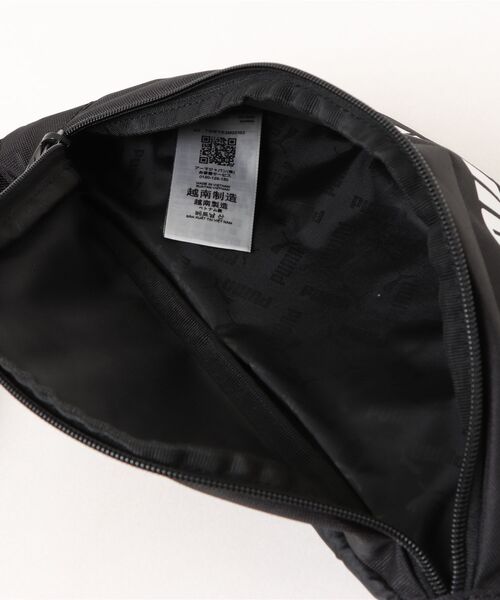 PUMA(プーマ)の「《PUMA》PUMA PHASE ウェスト バッグ(ボディバッグ/ウエストポーチ・メンズ・ブラック/ネイビー・フリー)」の4枚目の写真