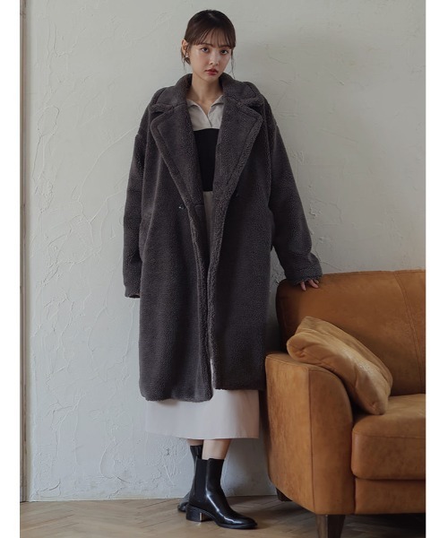fifth(フィフス)の「ボアロングコート(その他アウター・レディース・ベージュ/チャコールグレー/ブラック・M/XS)」の3枚目の写真