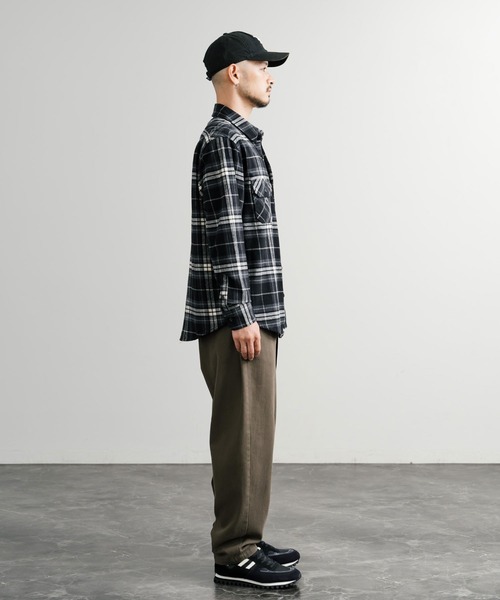 KRIFF MAYER(クリフメイヤー)の「KRIFF MAYER クリフメイヤー ルーズシルエット コットンビエラチェック長袖シャツ 2516300(シャツ/ブラウス・メンズ・ナチュラル/チャコール/レッド/オリーブ/マルチ・M/L/XL)」の15枚目の写真