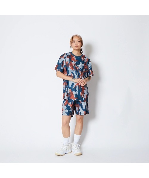 AKTR(アクター)の「AKTR PLAY CAMO AKTR LOGO SPORTS TEE(アクター プレイ カモ アクター ロゴ スポーツ Tシャツ)(Tシャツ/カットソー・メンズ・ベージュ系/ネイビー系/ホワイト系・MEDIUM/LARGE/X-LARGE/XX-LARGE)」の3枚目の写真