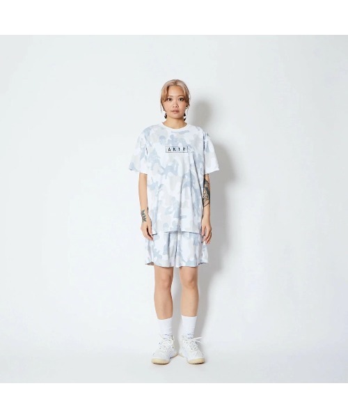 AKTR(アクター)の「AKTR PLAY CAMO AKTR LOGO SPORTS TEE(アクター プレイ カモ アクター ロゴ スポーツ Tシャツ)(Tシャツ/カットソー・メンズ・ベージュ系/ネイビー系/ホワイト系・MEDIUM/LARGE/X-LARGE/XX-LARGE)」の7枚目の写真