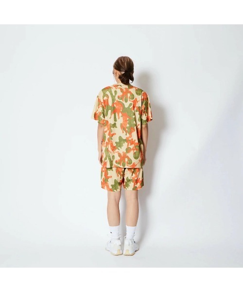 AKTR(アクター)の「AKTR PLAY CAMO AKTR LOGO SPORTS TEE(アクター プレイ カモ アクター ロゴ スポーツ Tシャツ)(Tシャツ/カットソー・メンズ・ベージュ系/ネイビー系/ホワイト系・MEDIUM/LARGE/X-LARGE/XX-LARGE)」の20枚目の写真