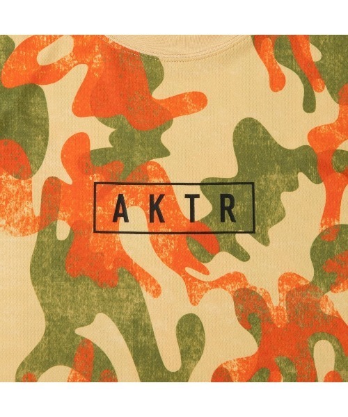 AKTR(アクター)の「AKTR PLAY CAMO AKTR LOGO SPORTS TEE(アクター プレイ カモ アクター ロゴ スポーツ Tシャツ)(Tシャツ/カットソー・メンズ・ベージュ系/ネイビー系/ホワイト系・MEDIUM/LARGE/X-LARGE/XX-LARGE)」の13枚目の写真