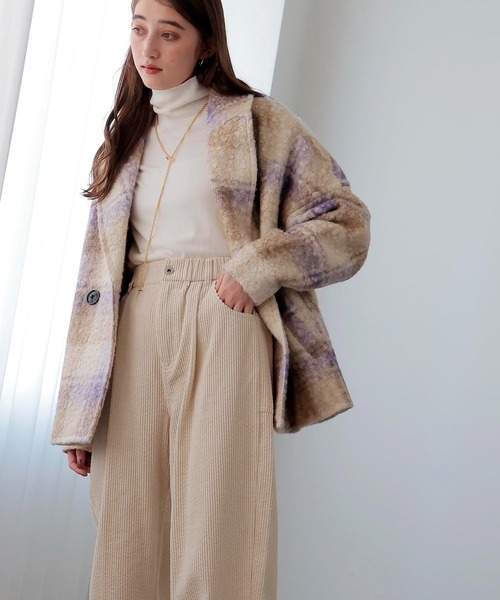 Jines(ジネス)の「コーデュロイカーブパンツ(その他パンツ・レディース・ベージュ/ホワイト・38)」の6枚目の写真
