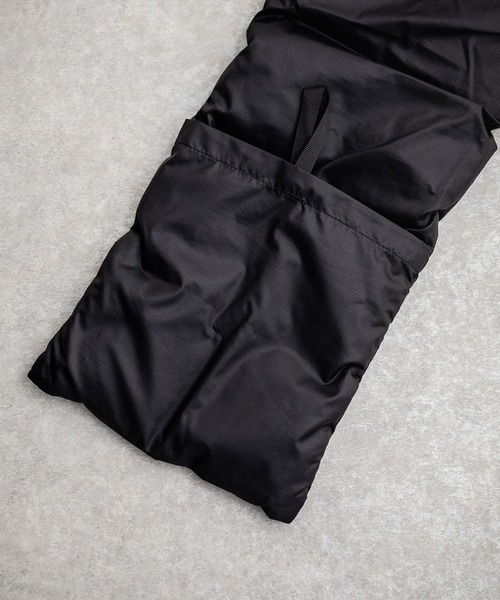 THE NORTH FACE（ザノースフェイス）の「THE NORTH FACE ザ・ノースフェイス PACKABLE T-BALL MUFFLER /ワンポイントロゴパディングマフラー（マフラー・メンズ・クリーム/ブラック/カーキ・FREE）」の17枚目の写真