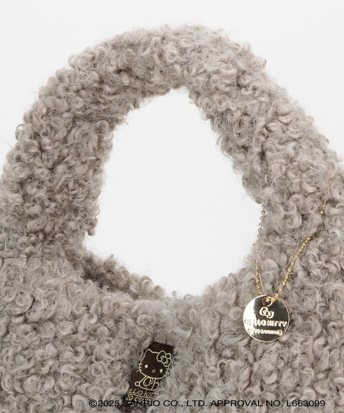 MICO COULIER(ミコクリエ)の「【HELLO KITTY × MICO COULIER】カールファーBAG(トートバッグ・レディース・オフホワイト/グレイッシュベージュ・FREE)」の12枚目の写真