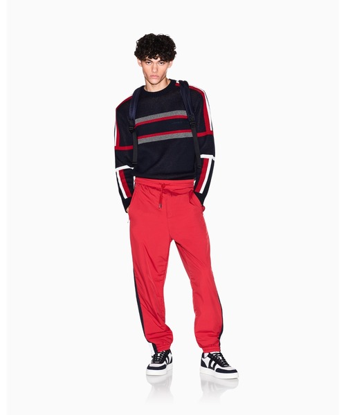 ARMANI EXCHANGE(アルマーニエクスチェンジ)の「【A|X アルマーニ エクスチェンジ】カラーブロック ニットプルオーバー(ニット/セーター・メンズ・ネイビー・LARGE/MEDIUM/SMALL/X-LARGE/X-SMALL)」の4枚目の写真