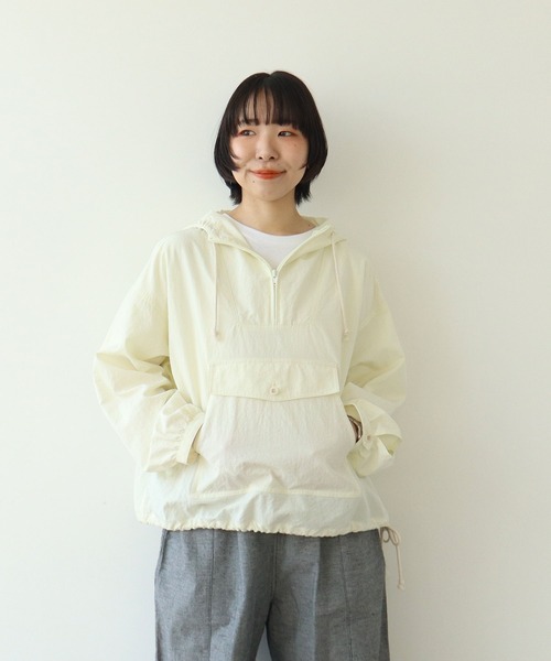 PAR ICI（パーリッシィ）の「ナイロンアノラックプルオーバー（その他アウター・レディース・サックスブルー/ブラック/アイボリー・FREE）」の12枚目の写真