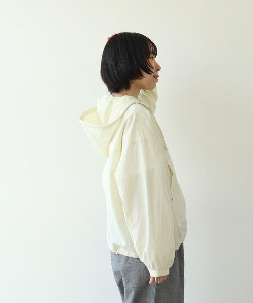 PAR ICI（パーリッシィ）の「ナイロンアノラックプルオーバー（その他アウター・レディース・サックスブルー/ブラック/アイボリー・FREE）」の9枚目の写真