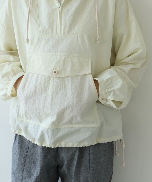 PAR ICI（パーリッシィ）の「ナイロンアノラックプルオーバー（その他アウター・レディース・サックスブルー/ブラック/アイボリー・FREE）」の7枚目の写真