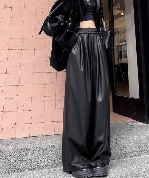 Miniministore(ミニミニストア)の「フェイクレザーワイドパンツ ハイウエスト(スラックス・レディース・ブラック/ブラウン・L/M/XL)」の14枚目の写真