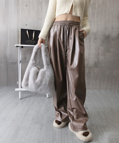 Miniministore(ミニミニストア)の「フェイクレザーワイドパンツ ハイウエスト(スラックス・レディース・ブラック/ブラウン・L/M/XL)」の22枚目の写真