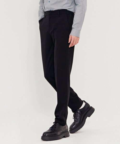 CHASECULT(チェイスカルト)の「男性テーパードサイドバンディングスラックス-BERK2211B03(スラックス・メンズ・ブラック・70/76/82/92/86)」の2枚目の写真