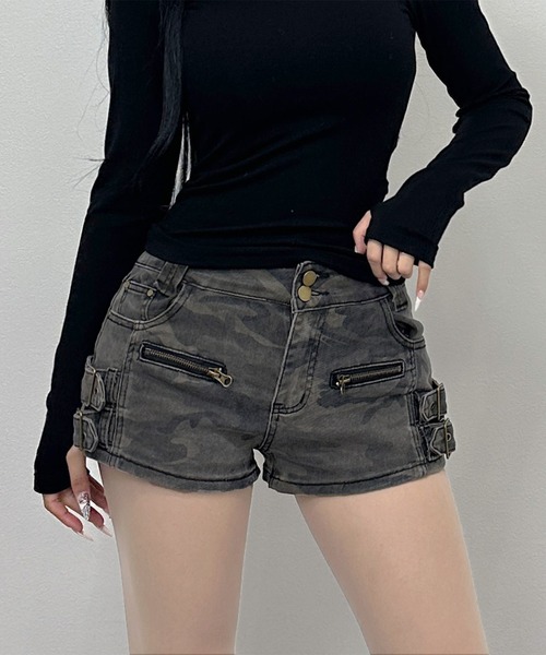 FOLLOWIN(フォロウィン)の「ダブルバックルショートパンツ(デニムパンツ・レディース・ブラック/グリーン・SMALL/MEDIUM/LARGE)」の15枚目の写真