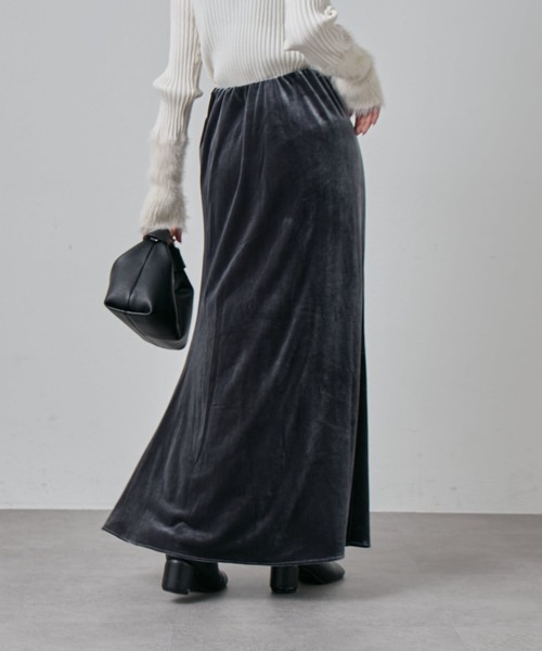 Lui's(ルイス)の「ベロアマーメイドスカート(スカート・レディース・ブラック/アイボリー/グレー・36/38)」の22枚目の写真