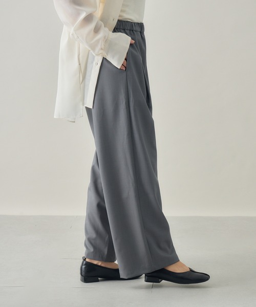 kuros'(クロス)の「【kuros'オリジナル】イージーワイドタックパンツ(スラックス・レディース・ブラック/グレー・SMALL/MEDIUM/LARGE)」の3枚目の写真