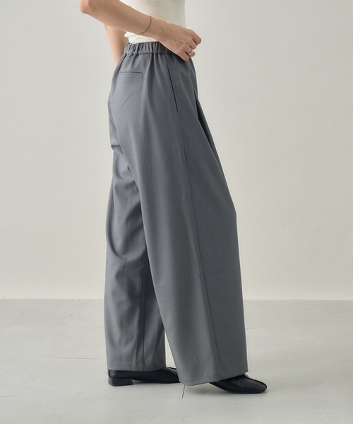 kuros'(クロス)の「【kuros'オリジナル】イージーワイドタックパンツ(スラックス・レディース・ブラック/グレー・SMALL/MEDIUM/LARGE)」の6枚目の写真