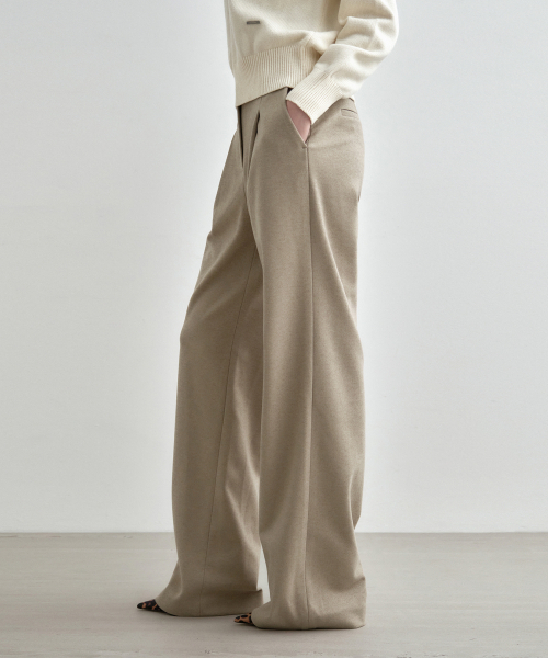 MONGDOL(モンドル)の「ウィンターver) ワンタックワイドスラックス ベージュ MDPT025FWBEIGE(スラックス・レディース・その他・SMALL/MEDIUM/LARGE)」の2枚目の写真